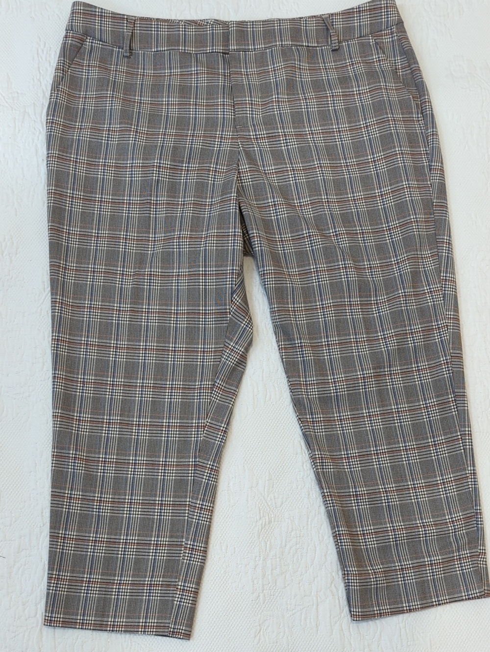 Liverpool Los Angeles Ankle Pants in Navy/ Cream Glenn Plaid Size 18W - Picture 2 of 10